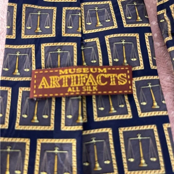 Elegant Navy and Gold Scales Patterned Men's Tie - Picture 6 of 7